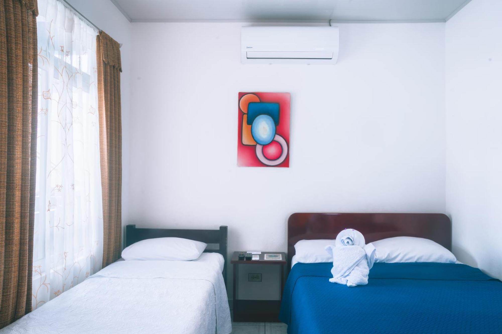 Hotel Alicia La Fortuna Bagian luar foto